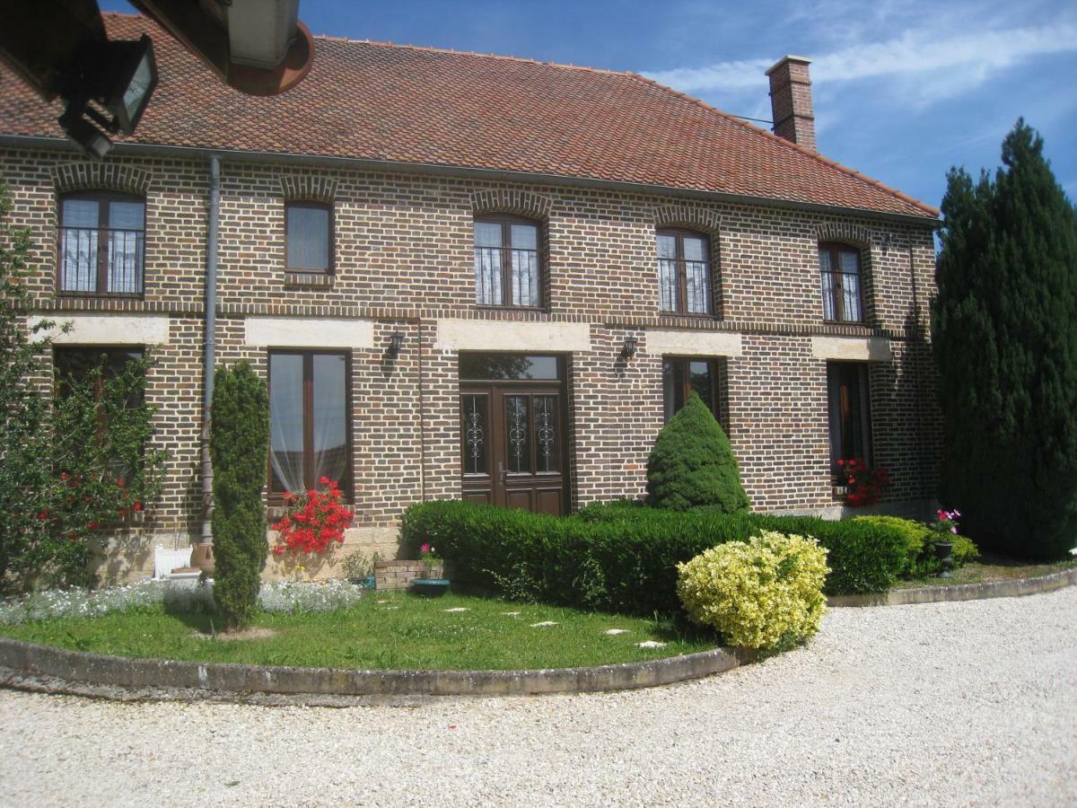 La Chambre D'Amis La Costignieres Montgueux Exteriör bild
