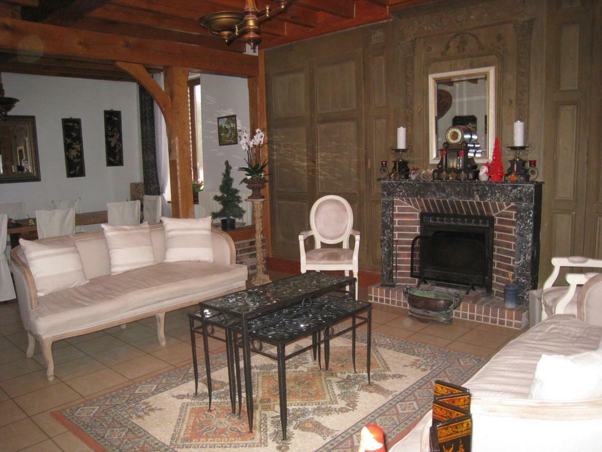 La Chambre D'Amis La Costignieres Montgueux Exteriör bild